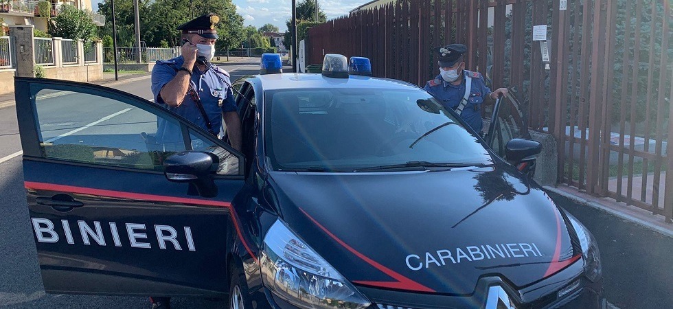 Inizia con una lite nell’agriturismo e finisce per seminare il panico in città: camionista arrestato anche per tentata rapina